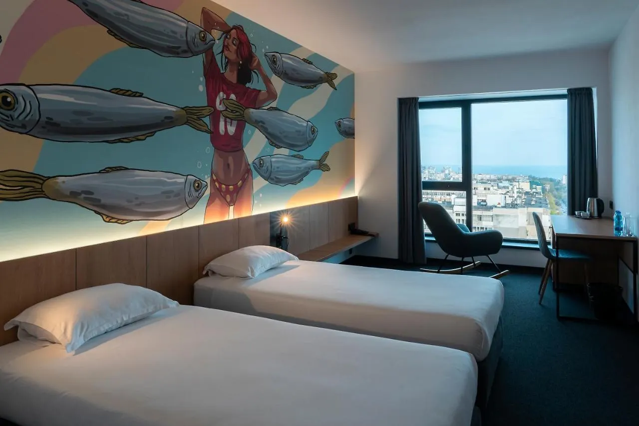 Hotel Campus 90 - Free Parking Varna 3*,