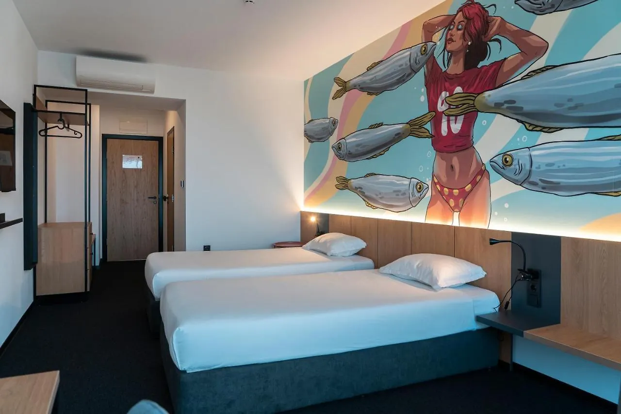Hotel Campus 90 - Free Parking Varna