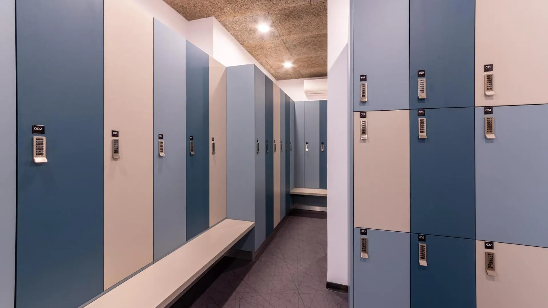 ***  Hotel Campus 90 - Free Parking Varna Bulgarie
