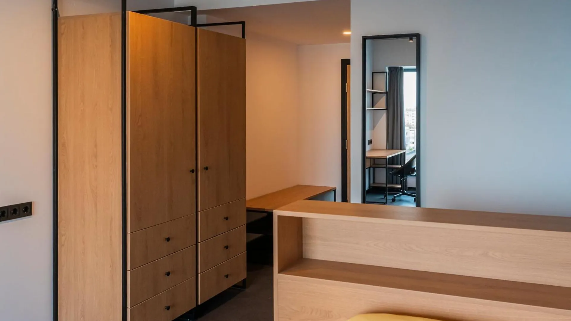 Hotel Campus 90 - Free Parking Varna